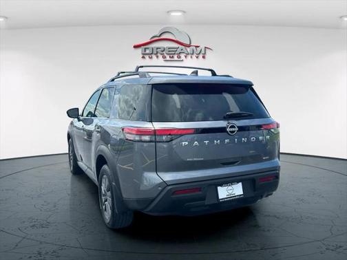 2025 Nissan Pathfinder SV 4WD