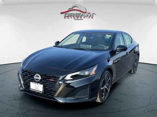 2025 Nissan Altima SR FWD