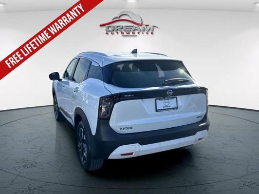 2026 Nissan Kicks SV