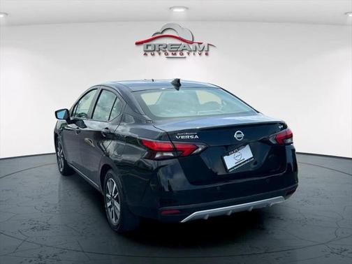 2024 Nissan Versa 1.6 SV