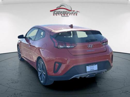 2020 Hyundai Veloster 2