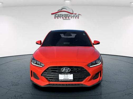 2020 Hyundai Veloster 2