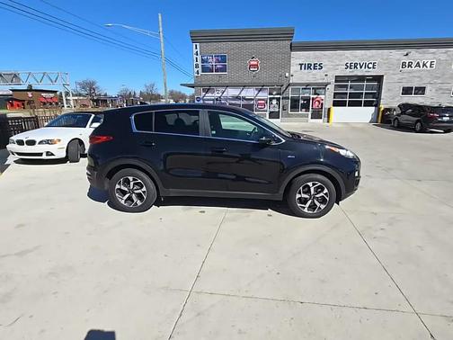 Black Cherry Pearl 2020 Kia Sportage LX