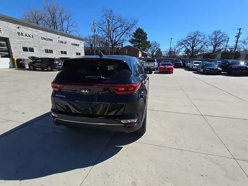 Black Cherry Pearl 2020 Kia Sportage LX