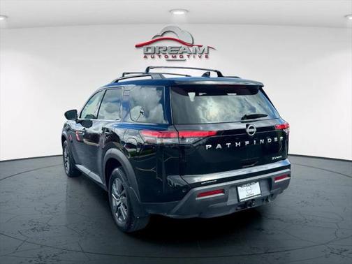 2024 Nissan Pathfinder SV 4WD