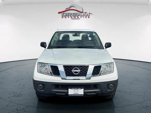 Glacier White 2018 Nissan Frontier SV