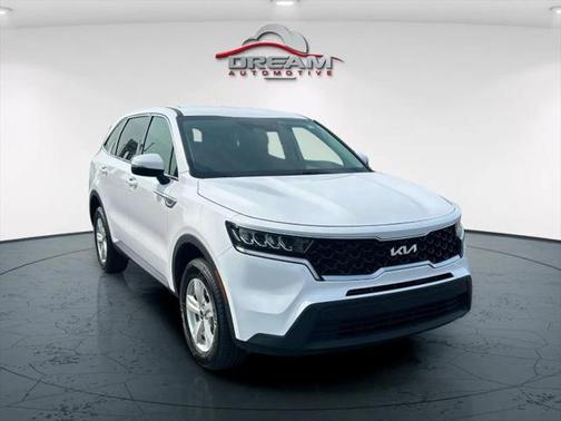 2023 Kia Sorento LX