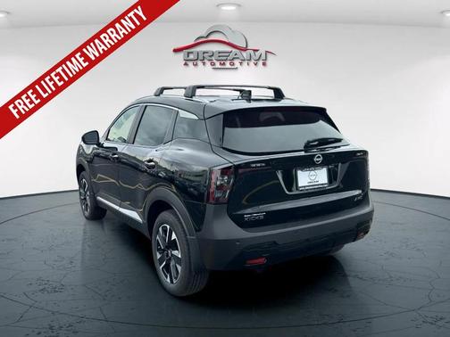 Super Black 2026 Nissan Kicks SV