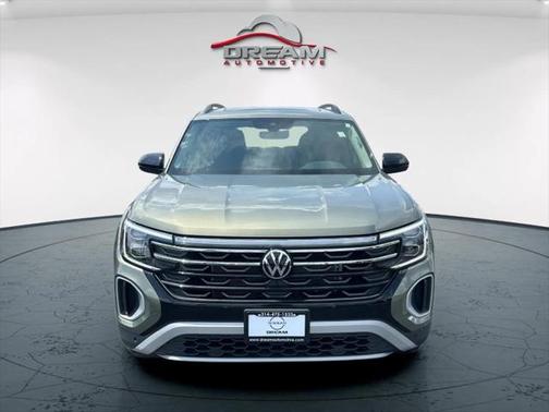 2024 Volkswagen Atlas 2.0T SE w/Technology 4MOTION
