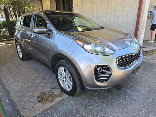 Mineral Silver 2019 Kia Sportage LX