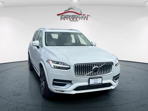 2022 Volvo XC90 T6 Inscription