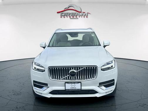 2022 Volvo XC90 T6 Inscription