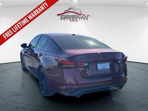 2022 Nissan Altima SR VC-Turbo FWD