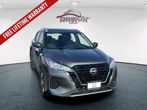 2022 Nissan Kicks SV