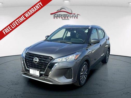 2022 Nissan Kicks SV