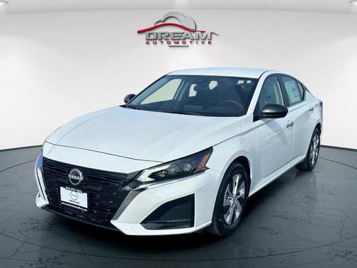 2025 Nissan Altima S FWD