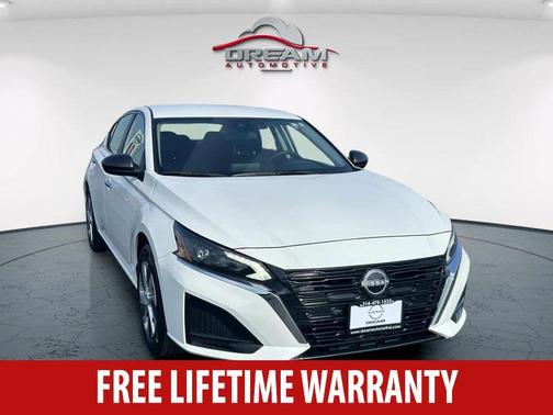 2025 Nissan Altima S FWD