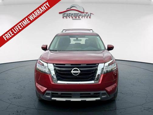 2024 Nissan Pathfinder SL FWD