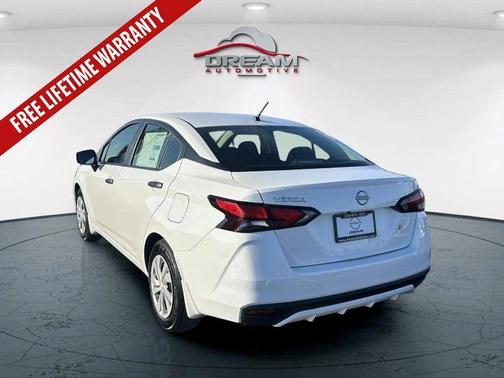 2025 Nissan Versa 1.6 S