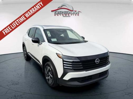 Aspen White Tricoat 2026 Nissan Kicks SV
