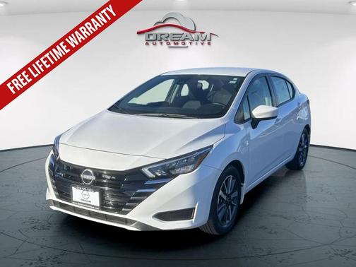 Aspen White Tricoat 2025 Nissan Versa 1.6 SV