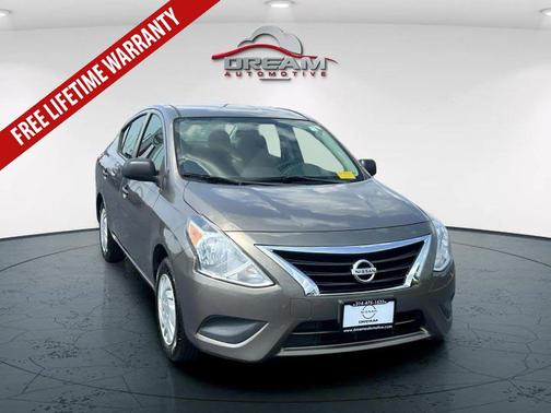 2015 Nissan Versa 1.6 S+
