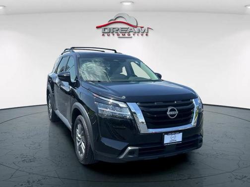 2022 Nissan Pathfinder SV 4WD