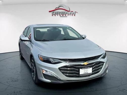 2022 Chevrolet Malibu FWD LT