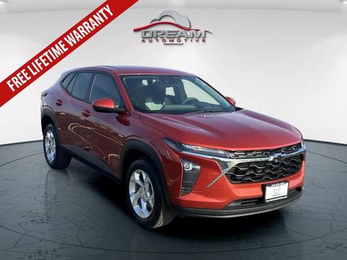 Cayenne Orange Metallic 2024 Chevrolet Trax LS