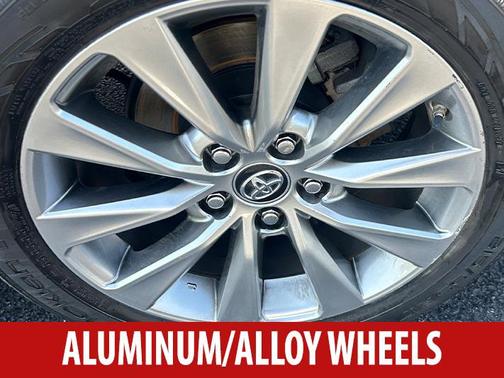 2017 Toyota Camry XLE