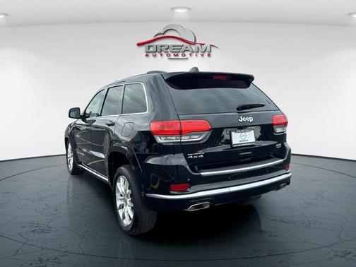 Brilliant Black Crystal Pearlcoat 2015 Jeep Grand Cherokee Summit