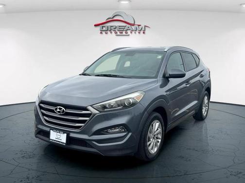 2016 Hyundai TUCSON SE