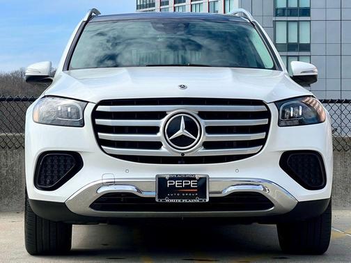 2024 Mercedes-Benz GLS 450 4MATIC