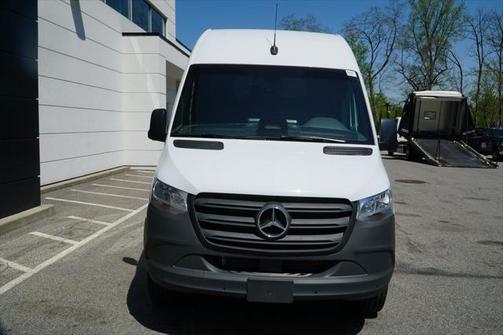 2025 Mercedes-Benz Sprinter 2500 Standard Roof