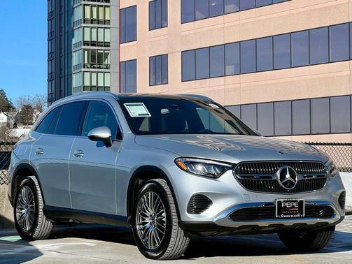 2026 Mercedes-Benz GLC 300 4MATIC