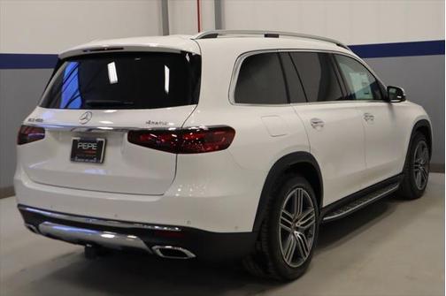 2025 Mercedes-Benz GLS 450 4MATIC