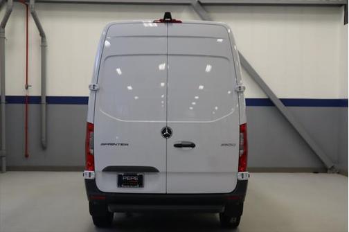 2025 Mercedes-Benz Sprinter 2500 Standard Roof
