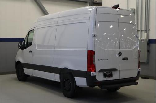 2025 Mercedes-Benz Sprinter 2500 Standard Roof