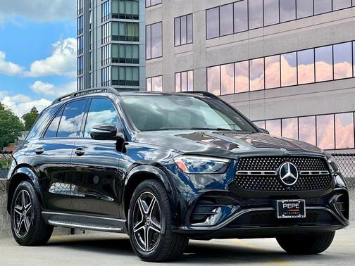 Black 2024 Mercedes-Benz GLE 450 4MATIC