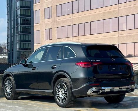2026 Mercedes-Benz GLC 300 4MATIC