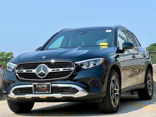 Black 2026 Mercedes-Benz GLC 300 4MATIC