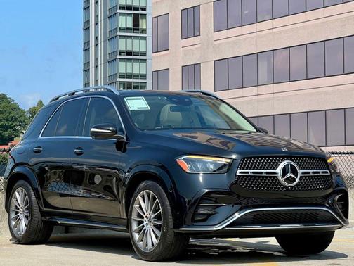Obsidian Black Metallic 2024 Mercedes-Benz GLE 450 4MATIC