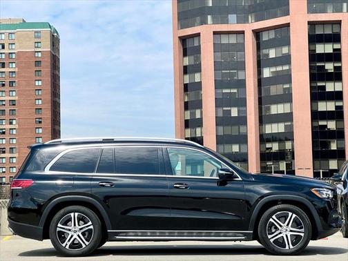 2022 Mercedes-Benz GLS 450 4MATIC
