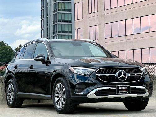 2025 Mercedes-Benz GLC 300 4MATIC