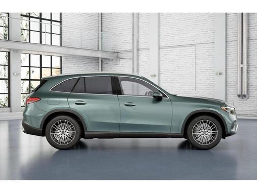 Verde Silver Metallic 2026 Mercedes-Benz GLC 300 4MATIC