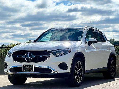 2025 Mercedes-Benz GLC 350e Base