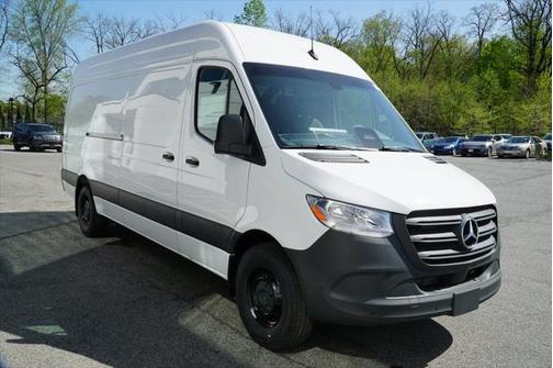 2025 Mercedes-Benz Sprinter 2500 High Roof