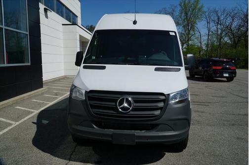 2025 Mercedes-Benz Sprinter 2500 High Roof