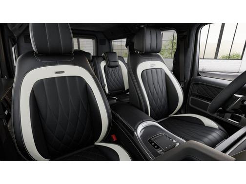 designo Magno Night Black (Matte Finish) 2027 Mercedes-Benz AMG G 63 Base