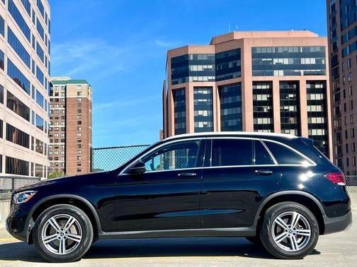 2022 Mercedes-Benz GLC 300 4MATIC